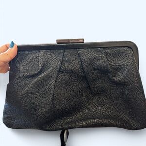Oscar de la Renta Elegant Black Clutch with Textured Design